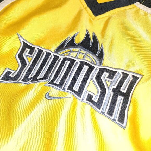 NIKE EUC YOUTH size M (10-12) SWOOSH ATHLETIC SHORT SLEEVE BASKETBALL SHIRT - Picture 2 of 5